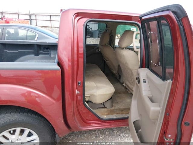 2017 NISSAN FRONTIER SV 8