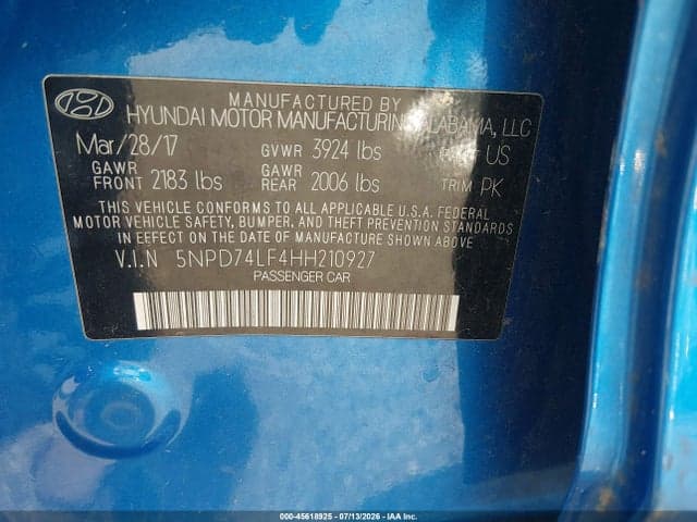 2017 HYUNDAI ELANTRA SE 9