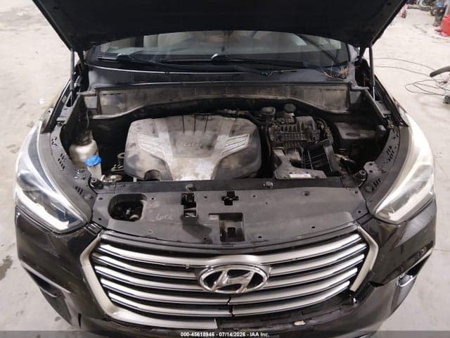 2017 HYUNDAI SANTA FE SE 10