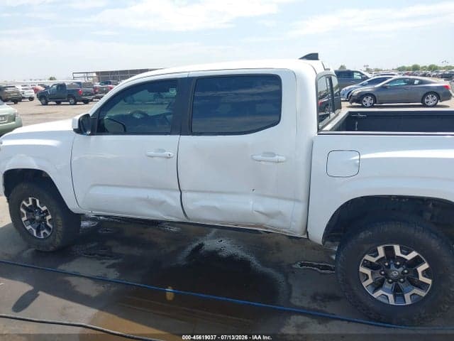 2018 TOYOTA TACOMA SR V6 14