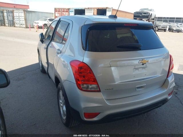 2022 CHEVROLET TRAX FWD LS 3
