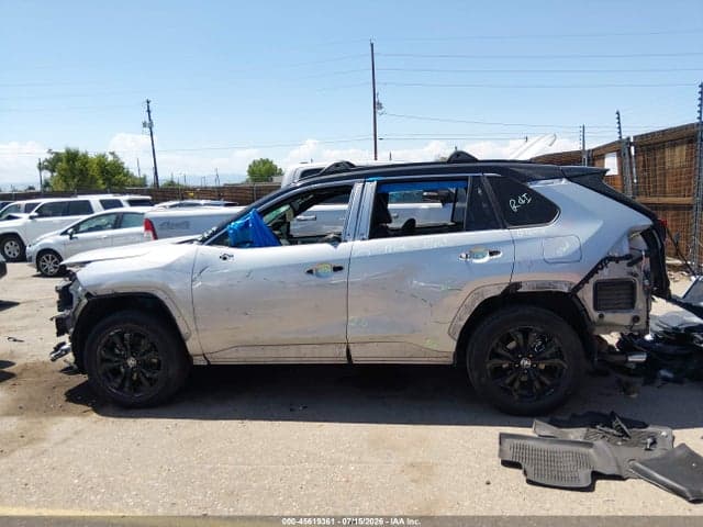 2022 TOYOTA RAV4 HYBRID XSE 15
