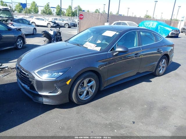 2022 HYUNDAI SONATA SE 2