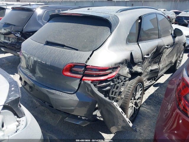 2018 PORSCHE MACAN 4