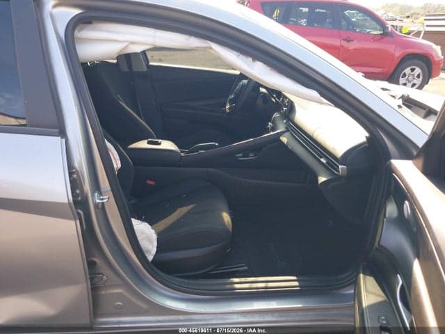 2023 HYUNDAI ELANTRA SEL 5