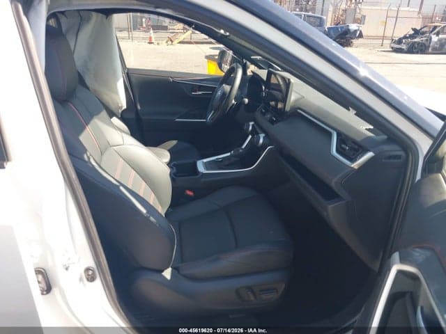 2024 TOYOTA RAV4 PRIME XSE 5