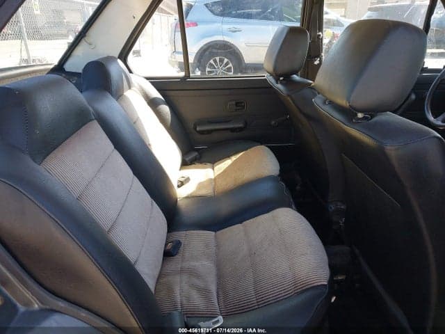 1984 VOLKSWAGEN JETTA DELUXE 8