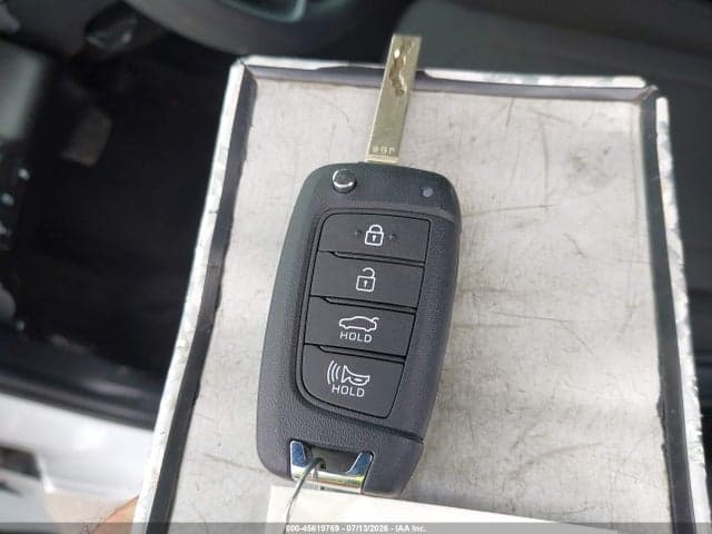 2026 HYUNDAI ELANTRA SE 11