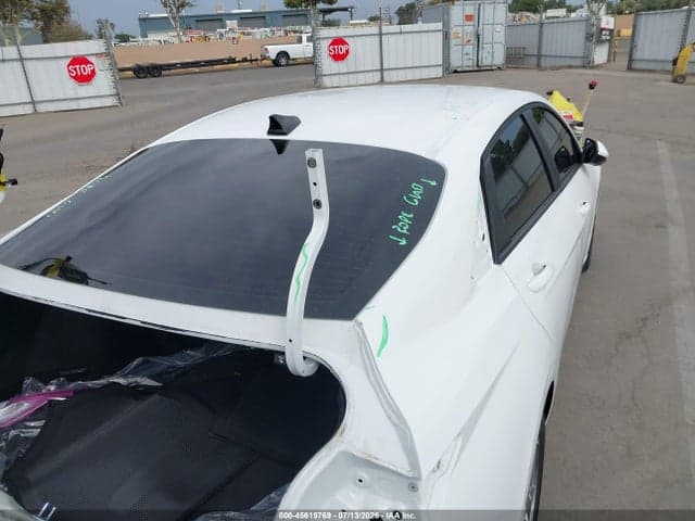 2026 HYUNDAI ELANTRA SE 19