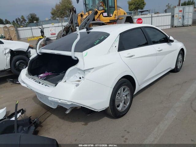 2026 HYUNDAI ELANTRA SE 4
