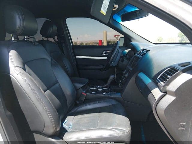 2017 FORD EXPLORER XLT 5