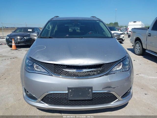 2019 CHRYSLER PACIFICA TOURING L 6