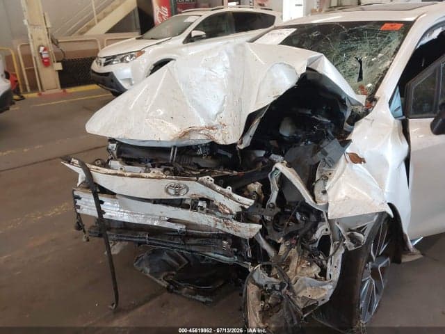 2022 TOYOTA COROLLA SE 6MT 6