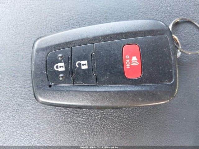 2017 TOYOTA PRIUS FOUR 11