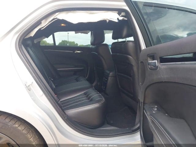2023 CHRYSLER 300 300S 8