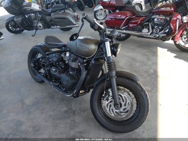 2020 TRIUMPH MOTORCYCLE BONNEVILLE BOBBER BLACK - 1