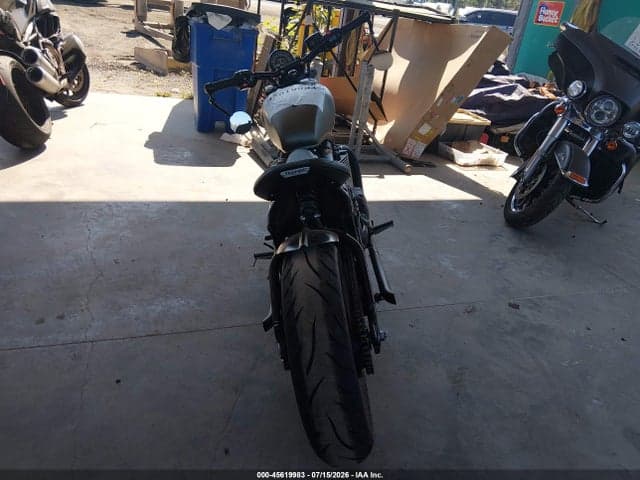 2020 TRIUMPH MOTORCYCLE BONNEVILLE BOBBER BLACK 6