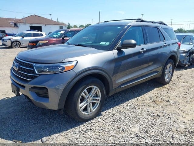 2021 FORD EXPLORER XLT 2