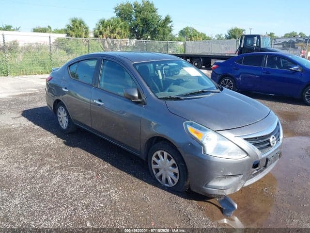 2017 NISSAN VERSA 1.6 SV