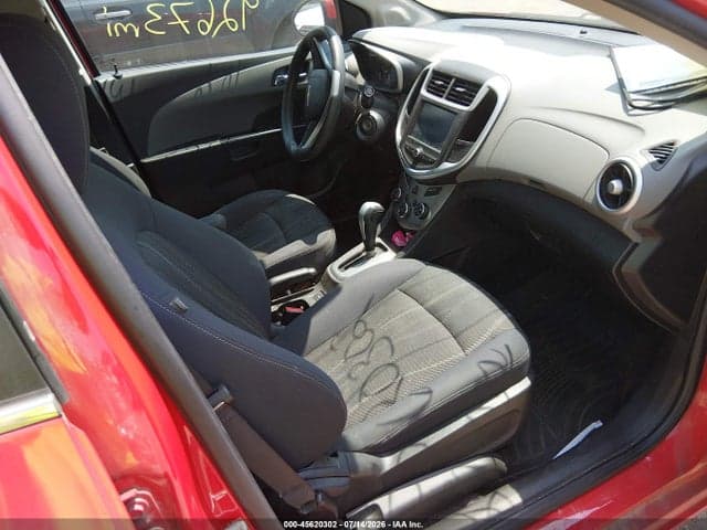2017 CHEVROLET SONIC LT AUTO 5