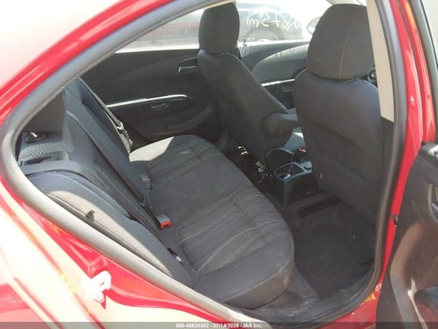 2017 CHEVROLET SONIC LT AUTO 8