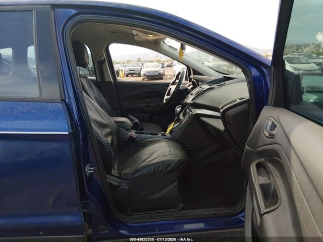 2016 FORD ESCAPE S 5