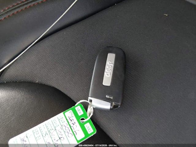 2020 JEEP CHEROKEE TRAILHAWK 4X4 11