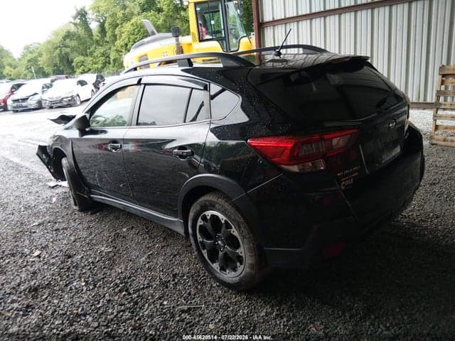2023 SUBARU CROSSTREK 3