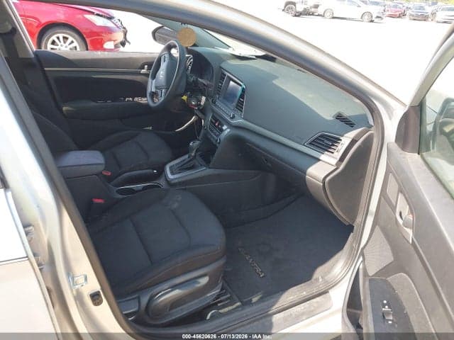 2018 HYUNDAI ELANTRA SEL 5