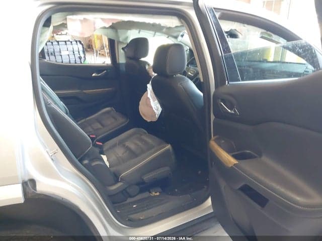 2017 GMC ACADIA DENALI 8