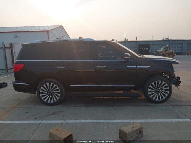 2019 LINCOLN NAVIGATOR RESERVE 14