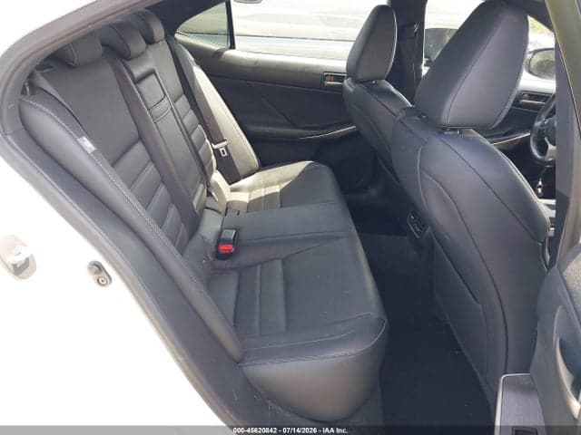2019 LEXUS IS 300 8