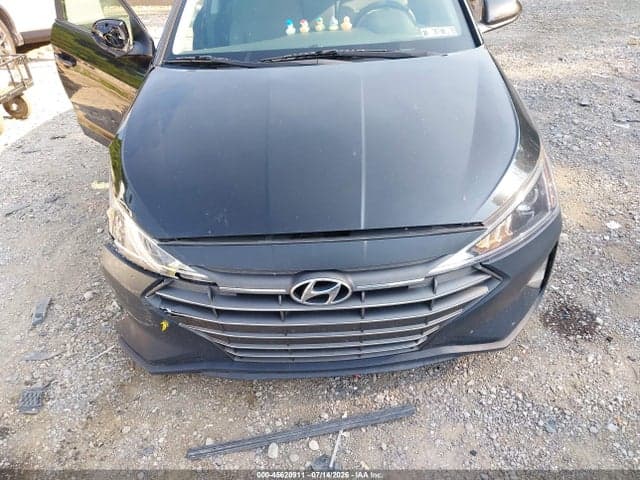 2020 HYUNDAI ELANTRA SE 6