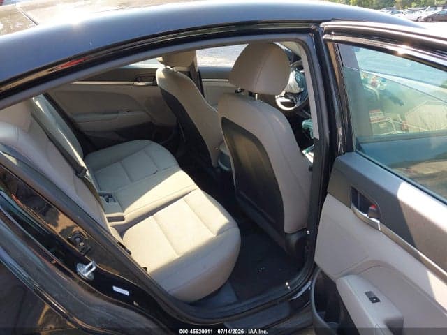 2020 HYUNDAI ELANTRA SE 8
