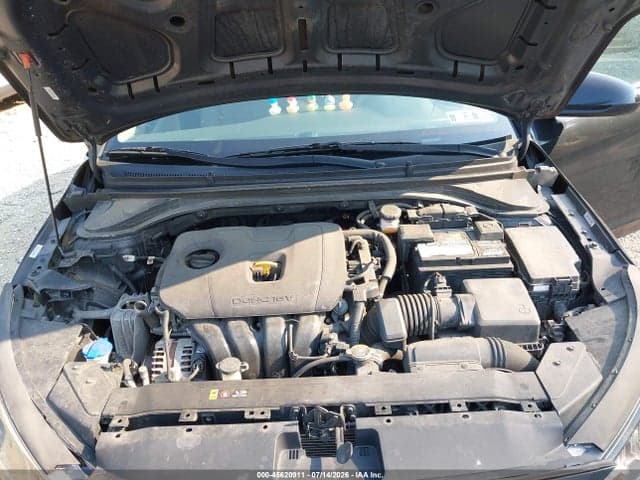 2020 HYUNDAI ELANTRA SE 10
