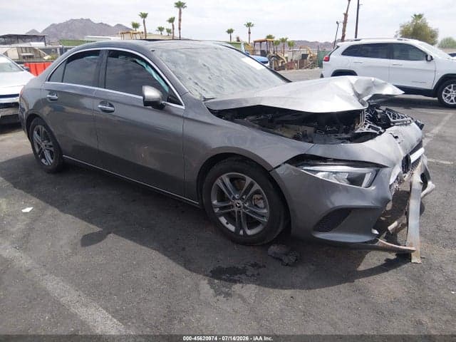 2020 MERCEDES-BENZ A 220 - 1