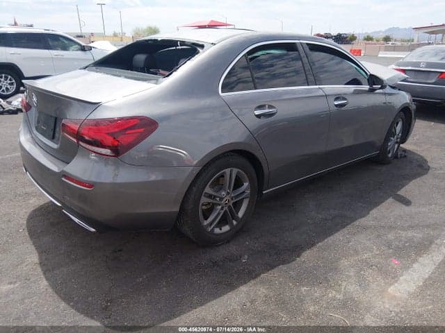 2020 MERCEDES-BENZ A 220 4