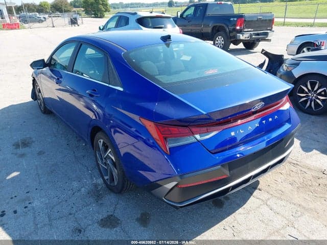 2024 HYUNDAI ELANTRA SEL 3