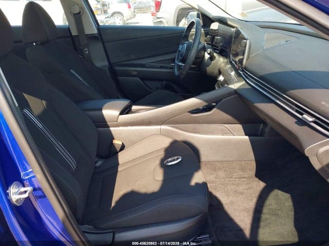 2024 HYUNDAI ELANTRA SEL 5