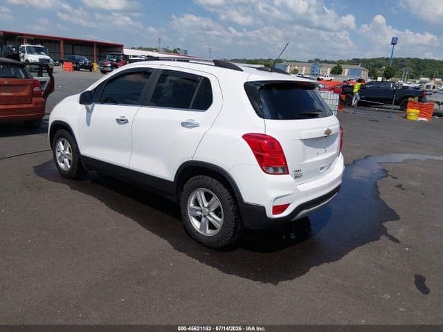 2019 CHEVROLET TRAX LT 3
