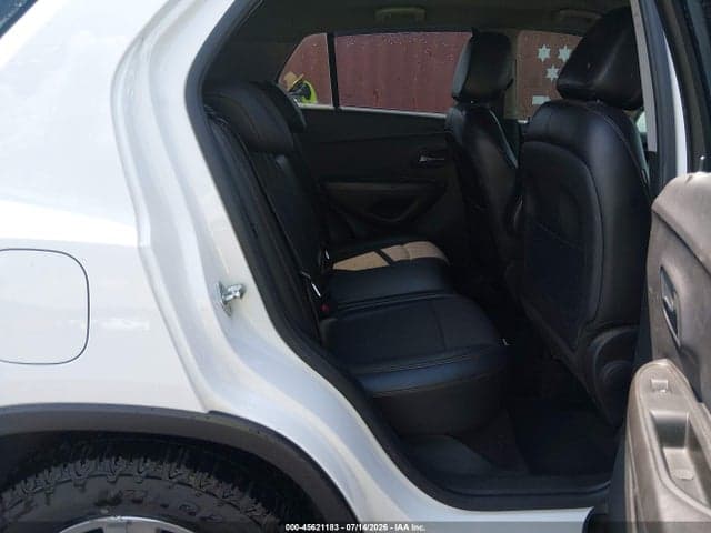 2019 CHEVROLET TRAX LT 8