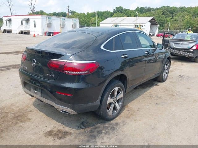2023 MERCEDES-BENZ GLC 300 4MATIC COUPE 4