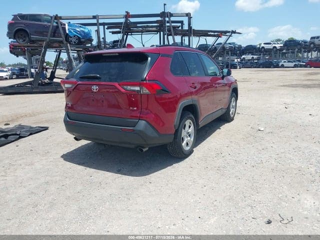 2020 TOYOTA RAV4 XLE 4