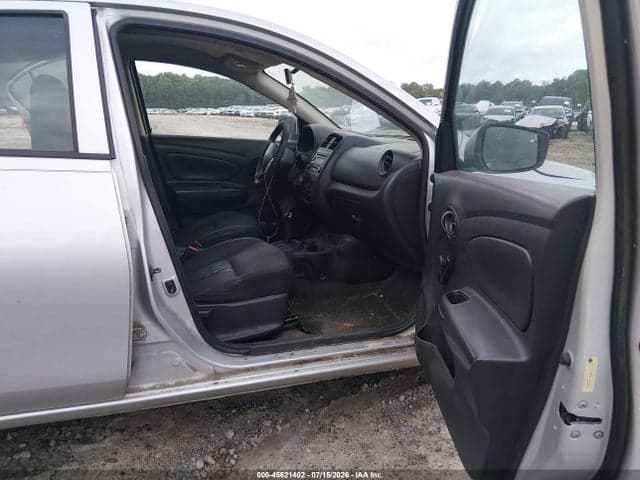 2017 NISSAN VERSA 1.6 S+ 5