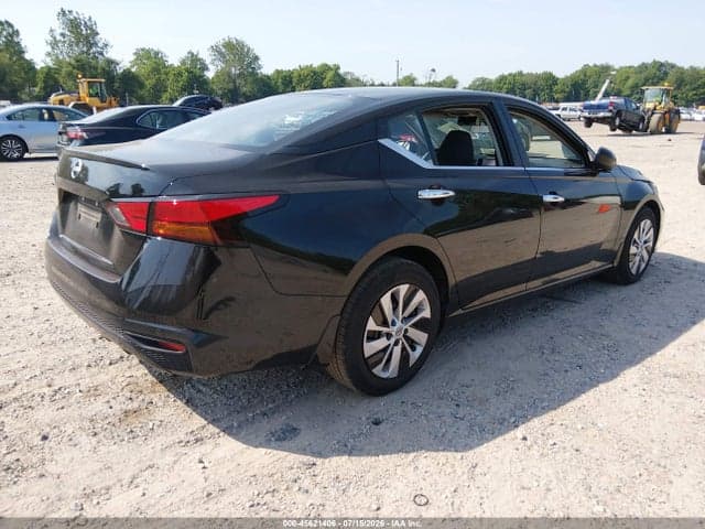 2023 NISSAN ALTIMA S FWD 4