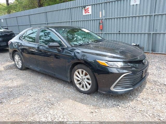 2021 TOYOTA CAMRY LE - 1