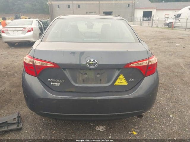 2018 TOYOTA COROLLA LE 17