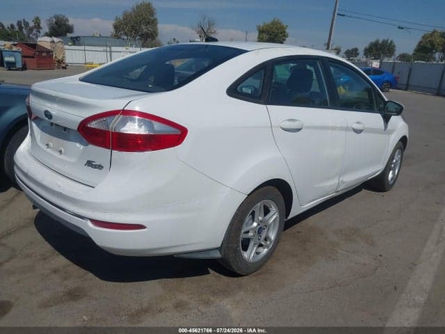 2019 FORD FIESTA SE 4