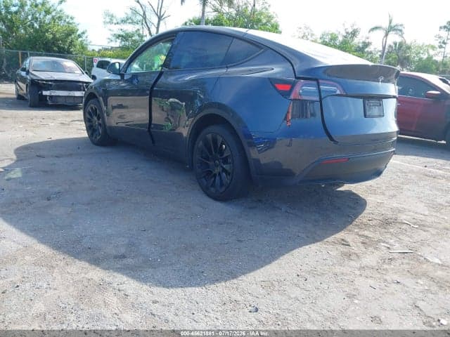 2024 TESLA MODEL Y LONG RANGE DUAL MOTOR ALL-WHEEL DRIVE 3
