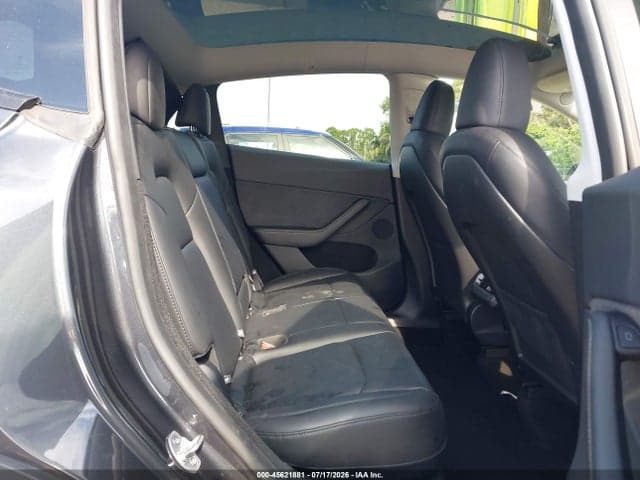 2024 TESLA MODEL Y LONG RANGE DUAL MOTOR ALL-WHEEL DRIVE 8